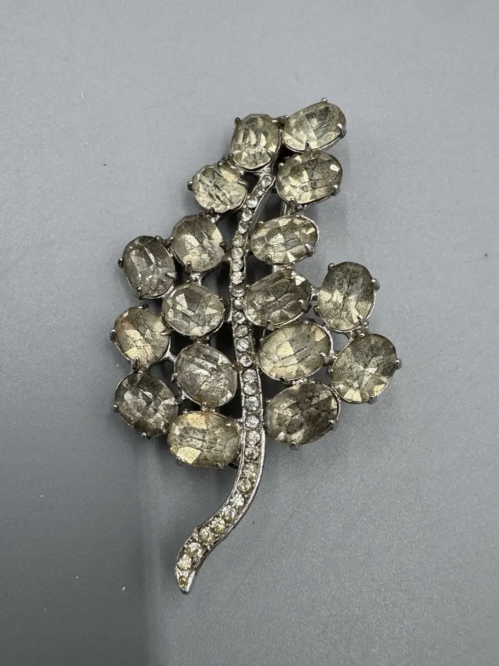Vintage Leaf Shaped Clear Rhinestone Brooch Lapel Pin